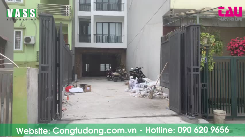 motor-am-san-r18-tau-cho-cong-4-canh-dong-mo-tu-dong